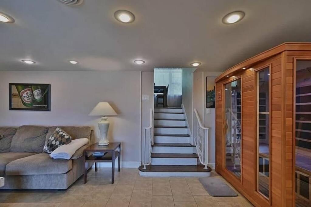 Hideaway - Lakehouse/Spa/Dock/ Pocono Summit Bagian luar foto