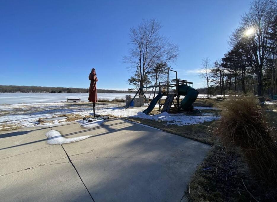Hideaway - Lakehouse/Spa/Dock/ Pocono Summit Bagian luar foto