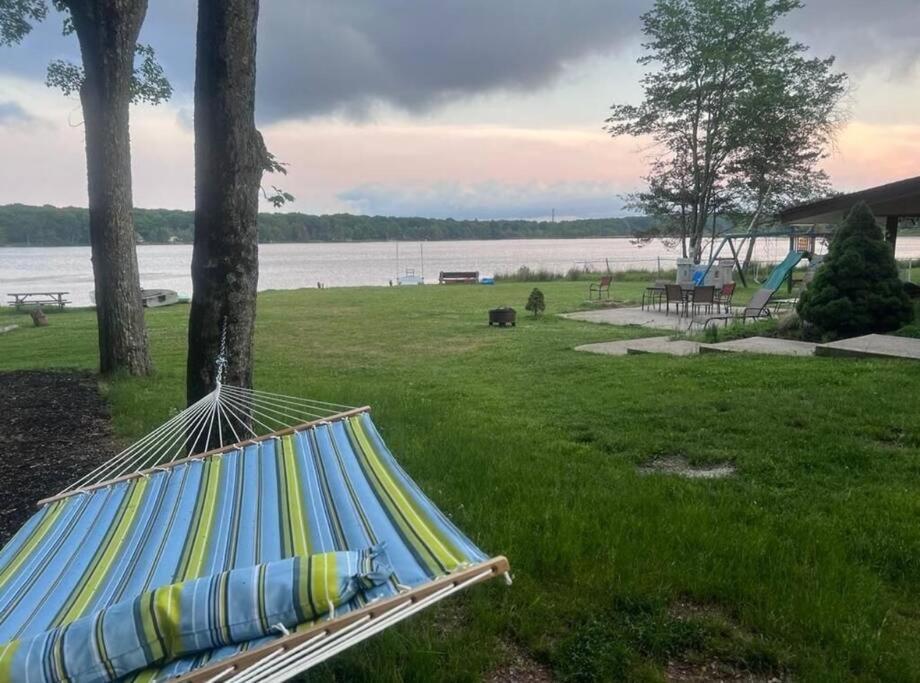Hideaway - Lakehouse/Spa/Dock/ Pocono Summit Bagian luar foto