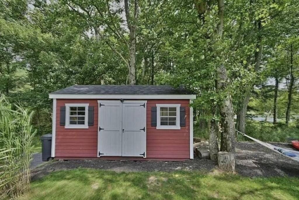 Hideaway - Lakehouse/Spa/Dock/ Pocono Summit Bagian luar foto