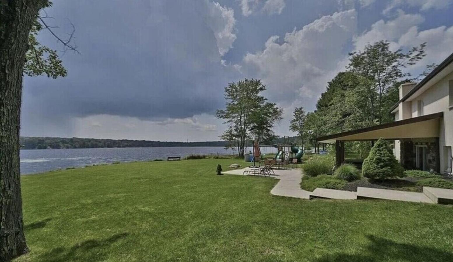 Hideaway - Lakehouse/Spa/Dock/ Pocono Summit Bagian luar foto