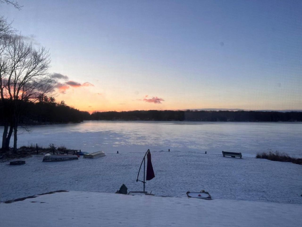 Hideaway - Lakehouse/Spa/Dock/ Pocono Summit Bagian luar foto