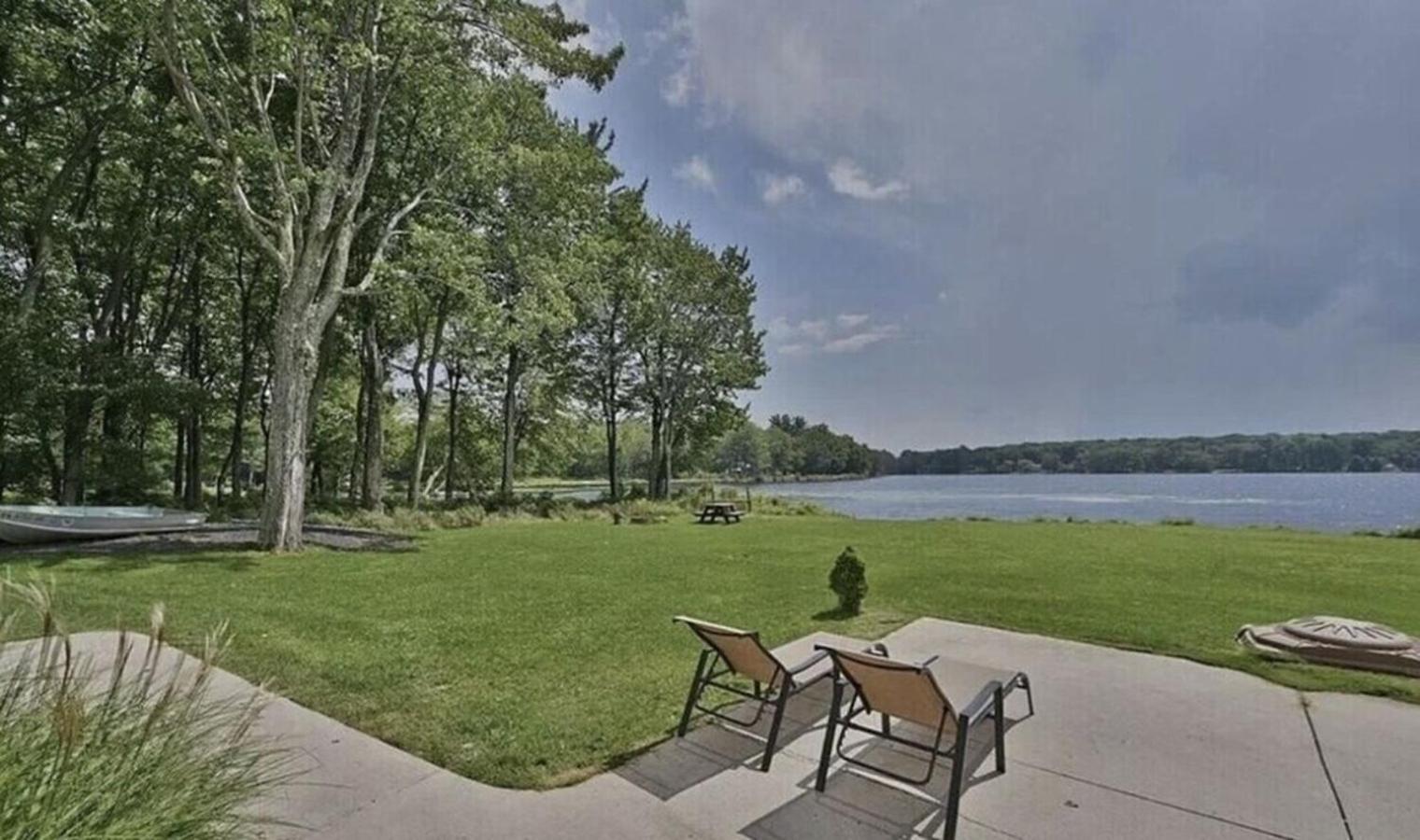 Hideaway - Lakehouse/Spa/Dock/ Pocono Summit Bagian luar foto